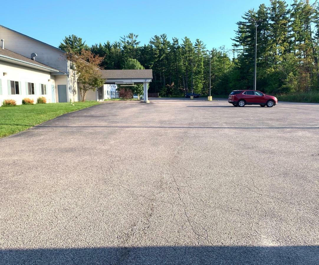 Hotel Sleep & Lake Delton
